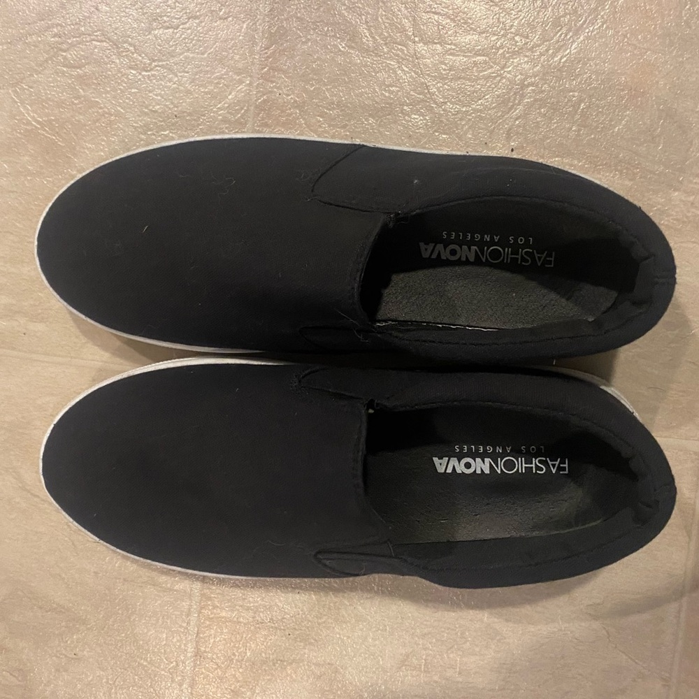 Shoes - Picture 2 of 2